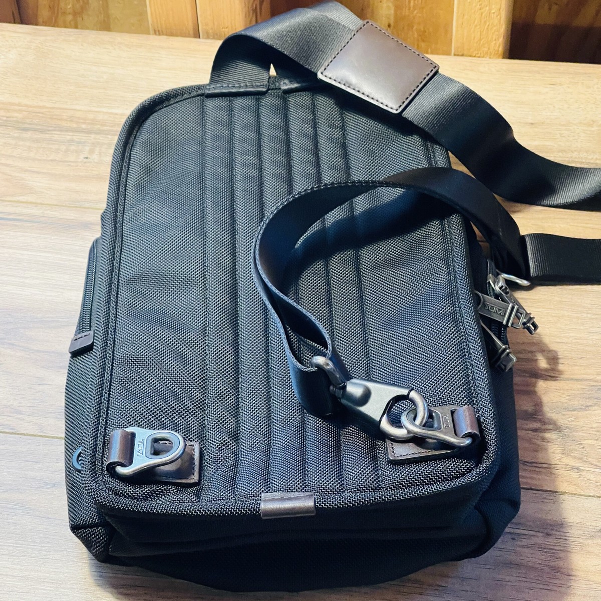 TUMI 22318HK2 ALPHA BRAVO アルファ ブラヴォ モントレー スリング