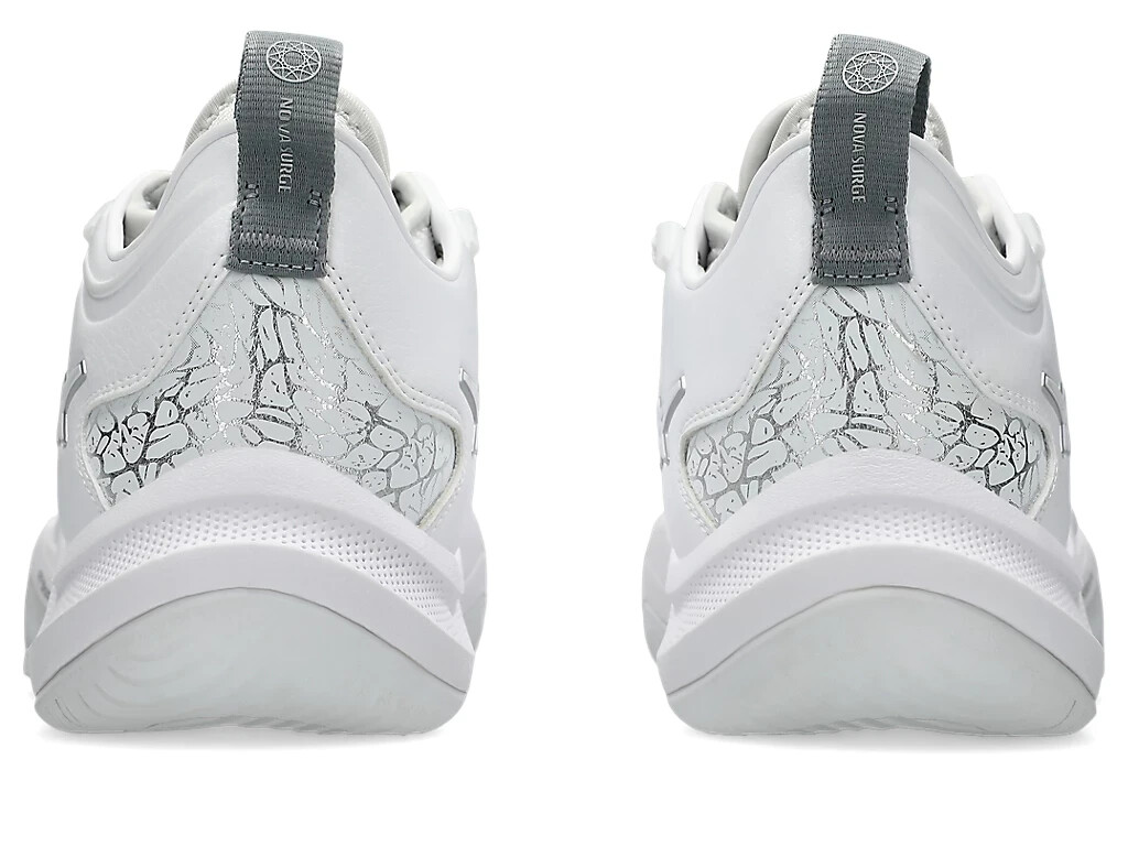 Asics Basketball shoes NOVA SURGE LOW 2 White/Pure Silver 1061A051