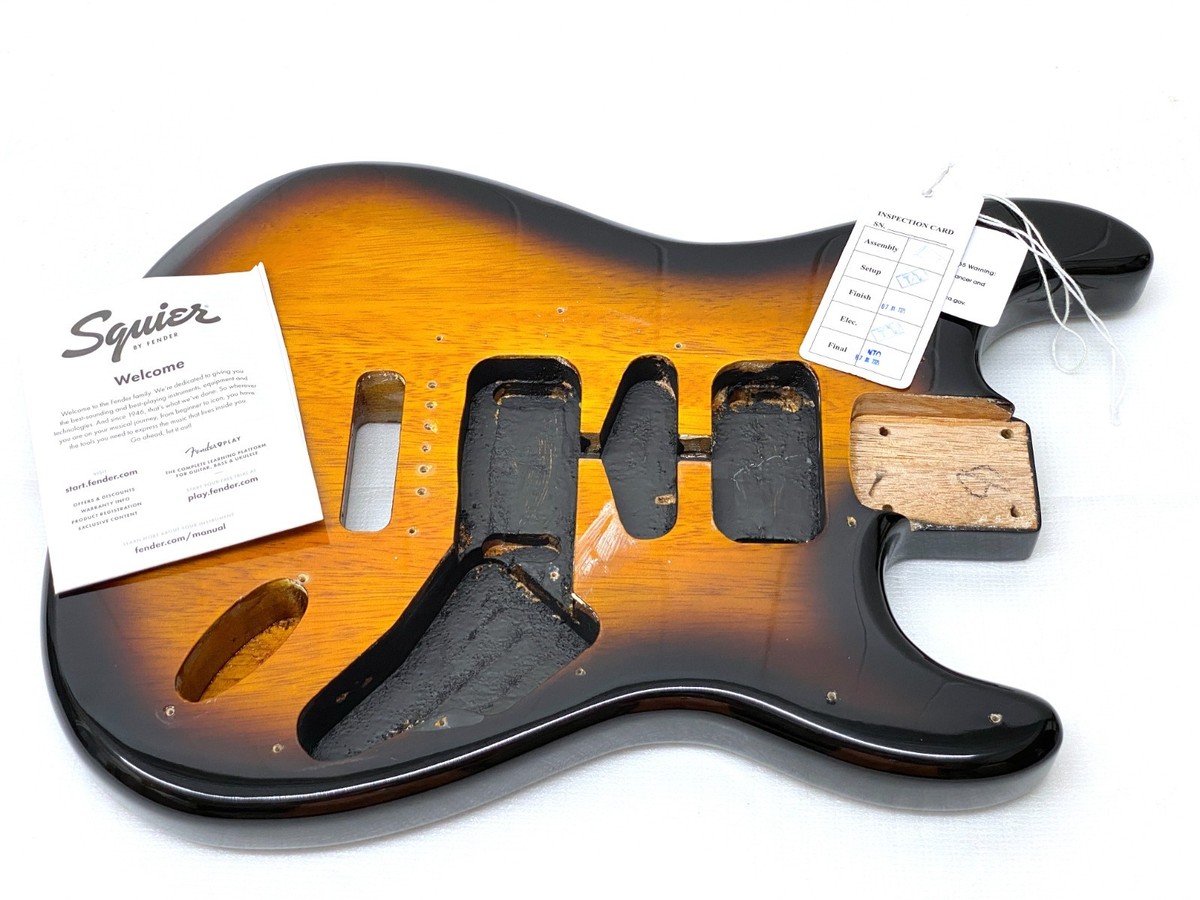 Squier by Fender⭐️ストラトキャスター サンバースト 【公式通販】