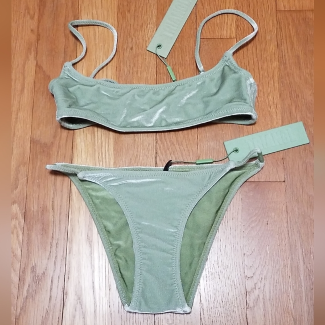 NWT Triangl Kiara Bikini Green Velvet Size XS | eBay