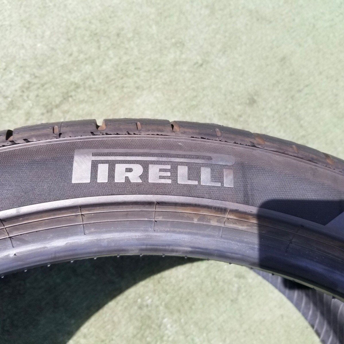 325/30R23 Pirelli P Zero PZ5 Elect Tire L1 Lamborghini Urus SE 325