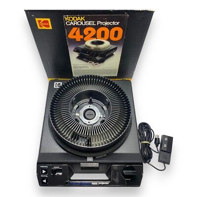 Kodak - Carousel 4200 - Slide Projector w/ Slide Tray, Remote
