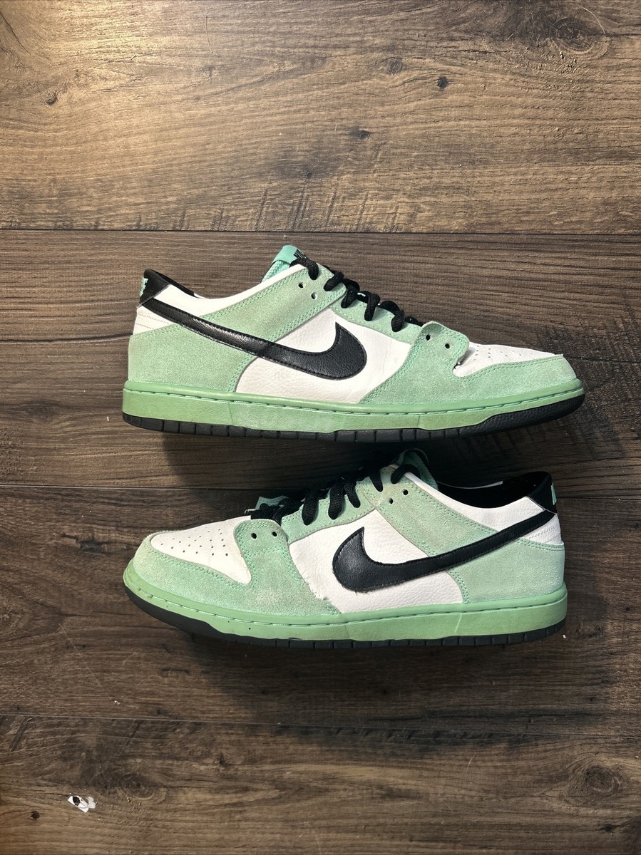 Nike SB Dunk Low Pro /