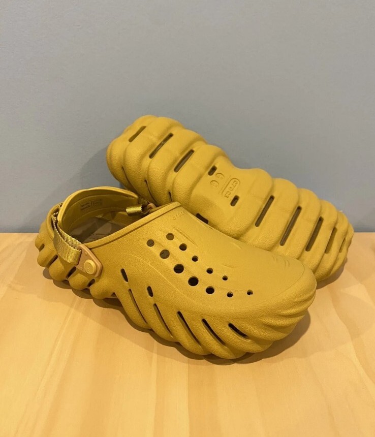 Crocs Echo Clog Desert Grass Shoes Slides Yellow Tan 207937-76A