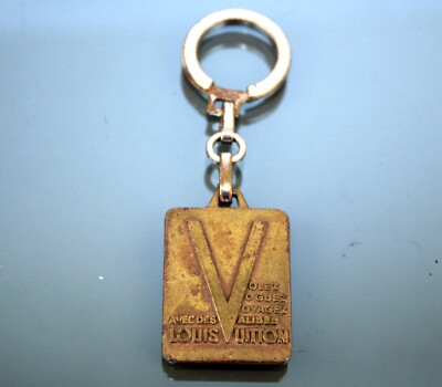 LOUIS VUITTON Malletier Depuis 1854 Key Chain Key Accessories Bag