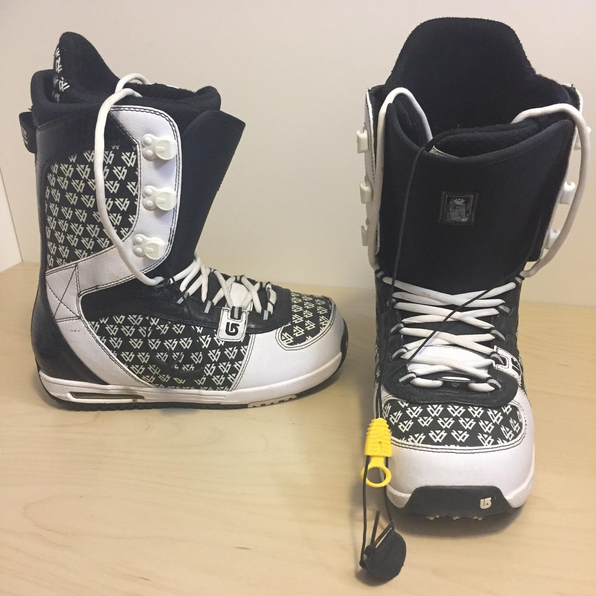 Shaun White Collection size 11.5 Burton Snowboard Boots Great