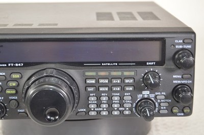 Yaesu FT-847 HF 50 144 430 MHz All Mode Transceiver Ham Radio
