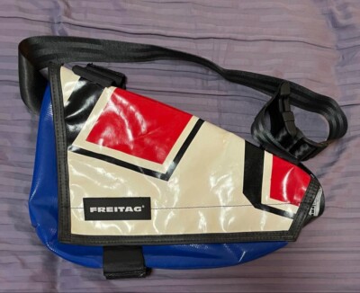 FREITAG KNIGHT Rider F31 RARE RED × BLUE × WHITEMessenger