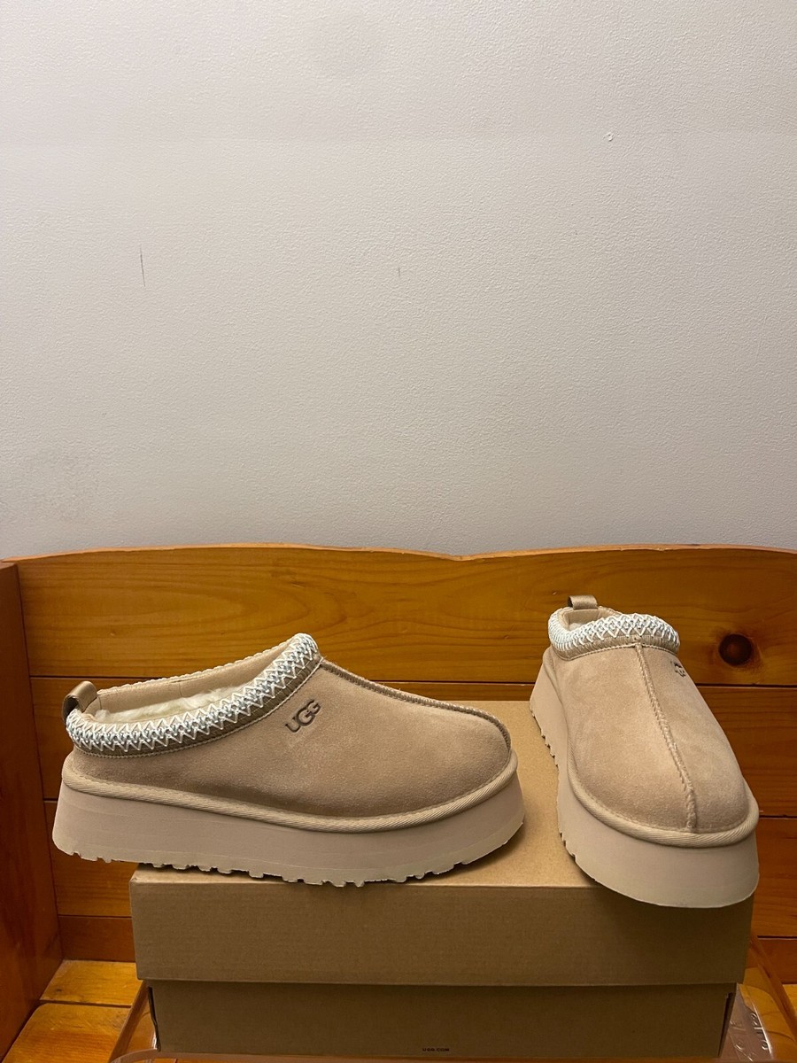 Ugg Tazz Platform Slippers 100% Authentic Women's Sand Size 6-10