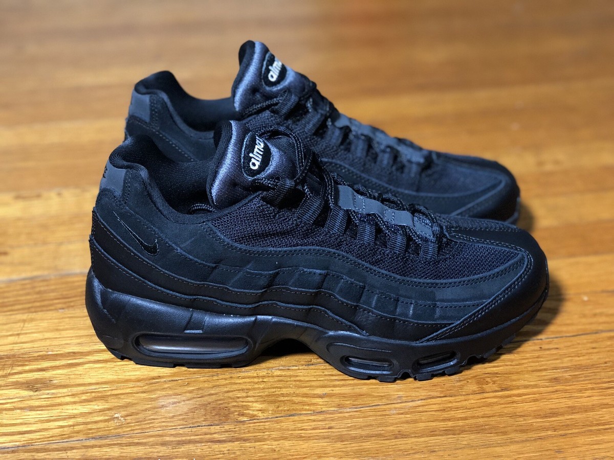 Nike Air Max 95 Essential ' Triple Black ' - Size 6.5 - AT9865-001