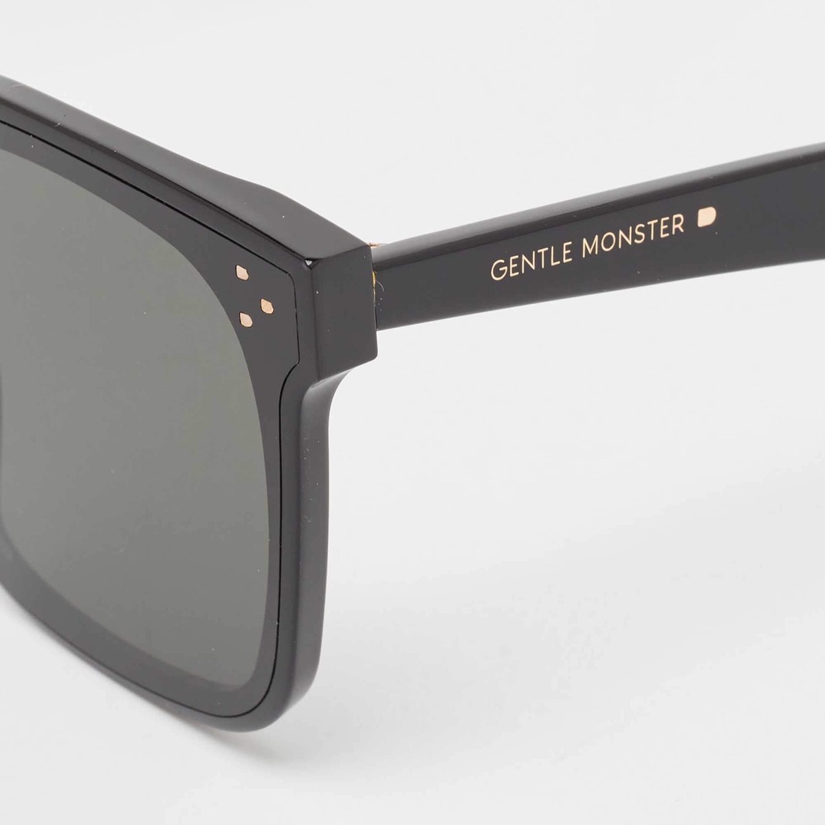 Gentle Monster Black Flatba Her 01 Square Sunglasses | eBay