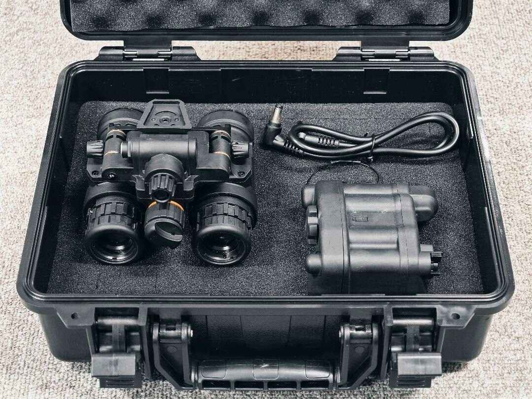 PVS31 デジタルナイトビジョン 実動 IRバッテリーボックス実物米軍