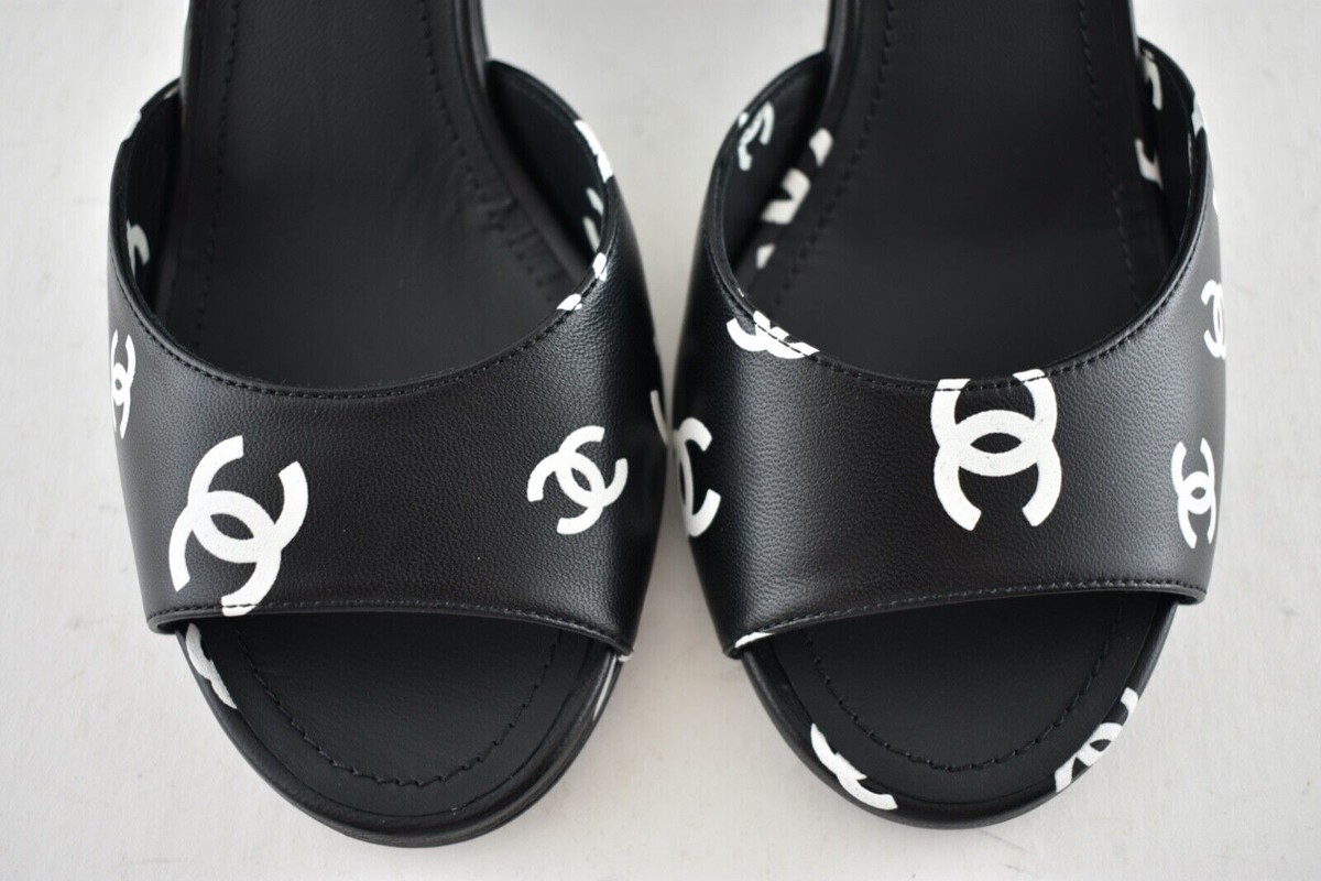 Chanel 22S Black White Print Lambskin CC Logo Ankle Strap Block