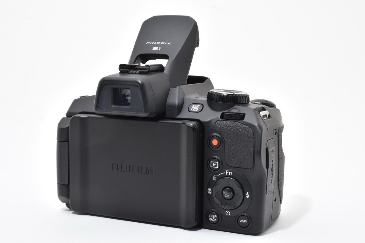 Fujifilm Fuji Fine pix finepix S1 digital camera w. 50x zoom lens