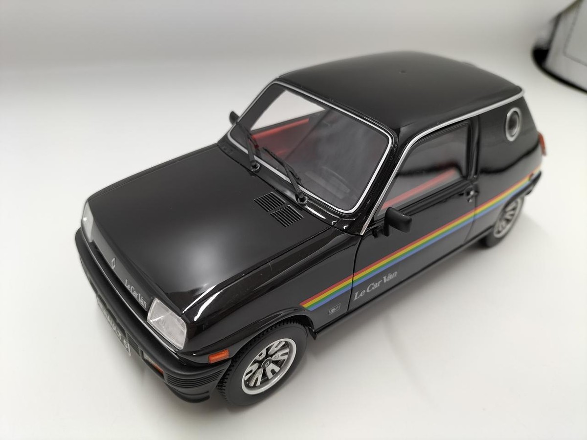 ツールドフランス】Renault 1950年キャラバンカー 未開封フィギュア