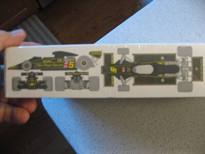 Vintage Tamiya Team Lotus J. P. S. Mk. III Model Kit 1/20 Item