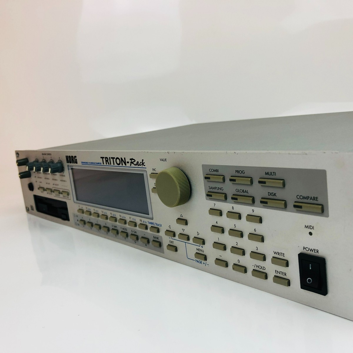 KORG TRITON-Rack 拡張3枚付 音源モジュール KORG TRITON-Rack 拡張3枚