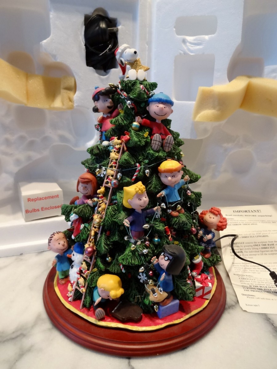 Lighted DANBURY MINT PEANUTS CHRISTMAS TREE Snoopy Charlie Brown
