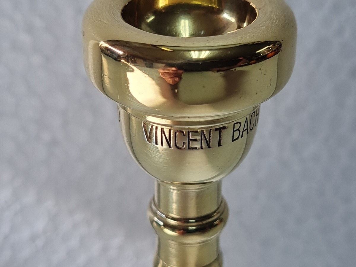 VINCENT BACH CORP. NEW YORK 10-1/2D TRUMPET MOUTHPIECE 