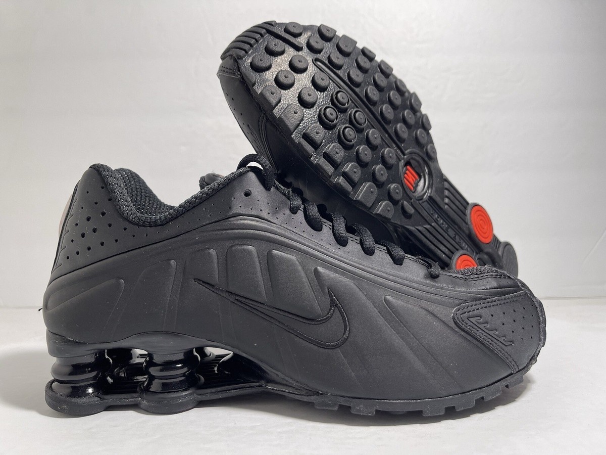 Nike Shox R4 'Black' Max Orange Shoes AR3565-004 Women's Size 6.5