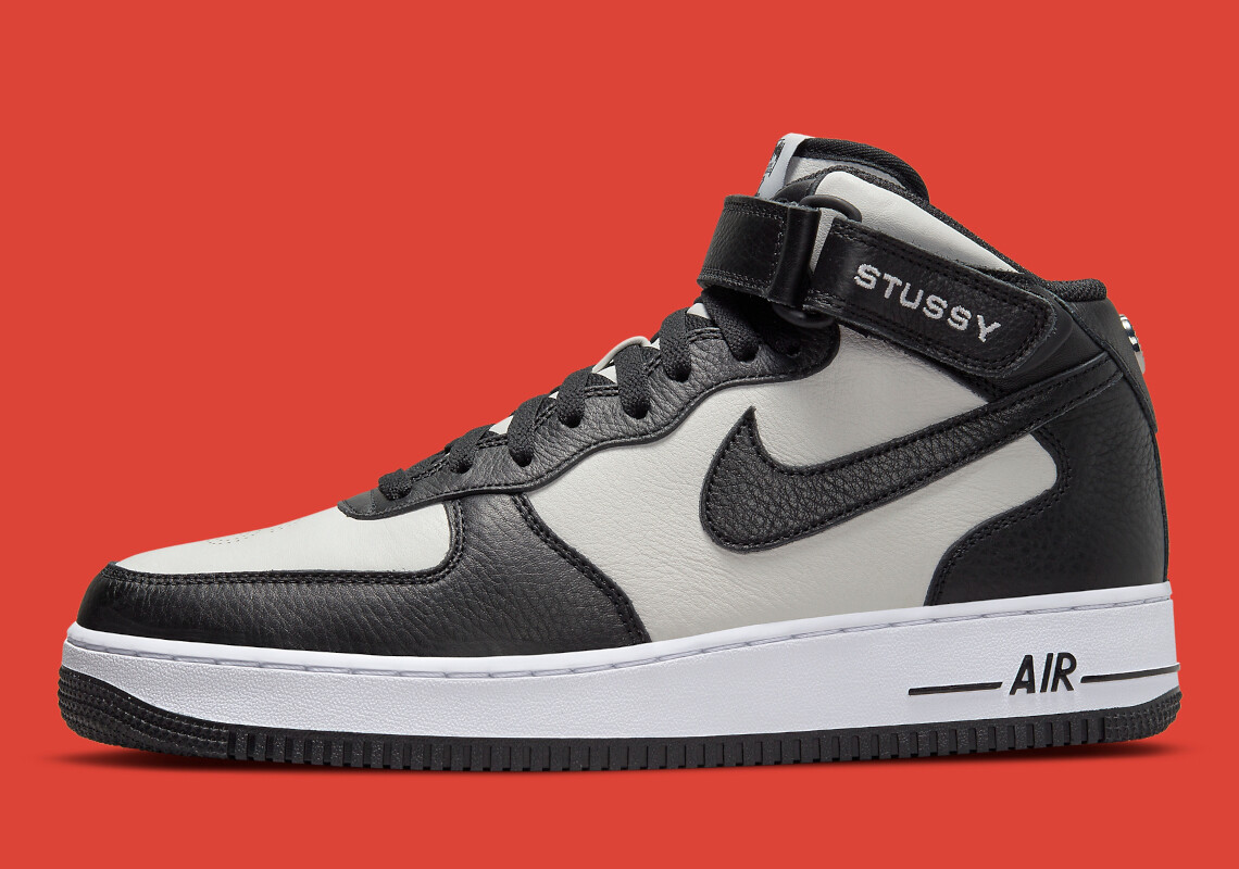 Nike Air Force 1 '07 Mid SP Stussy Panda Black White DJ7840-002 sz