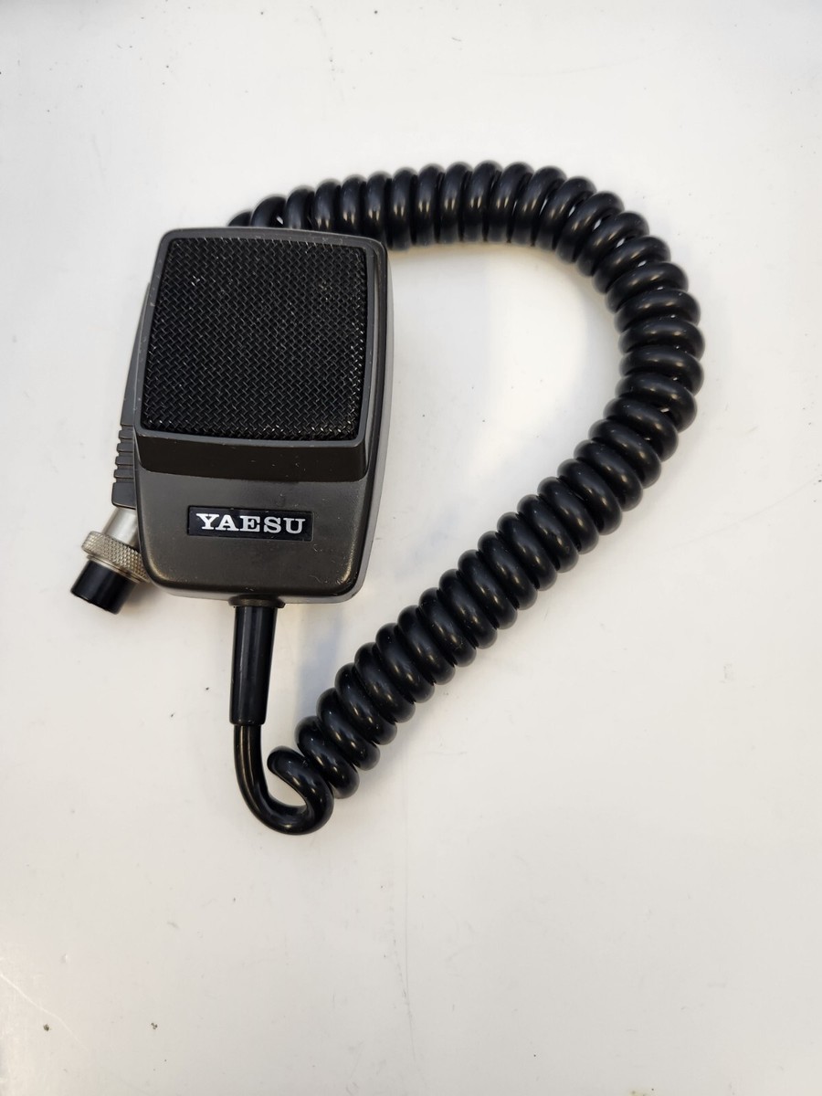 Yaesu MH-1B8 deluxe hand microphone Very Nice shape with Up/Down