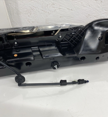 PO#4 OEM 2022-24 Lincoln Navigator Rear Tail Light Reflector NL7Z