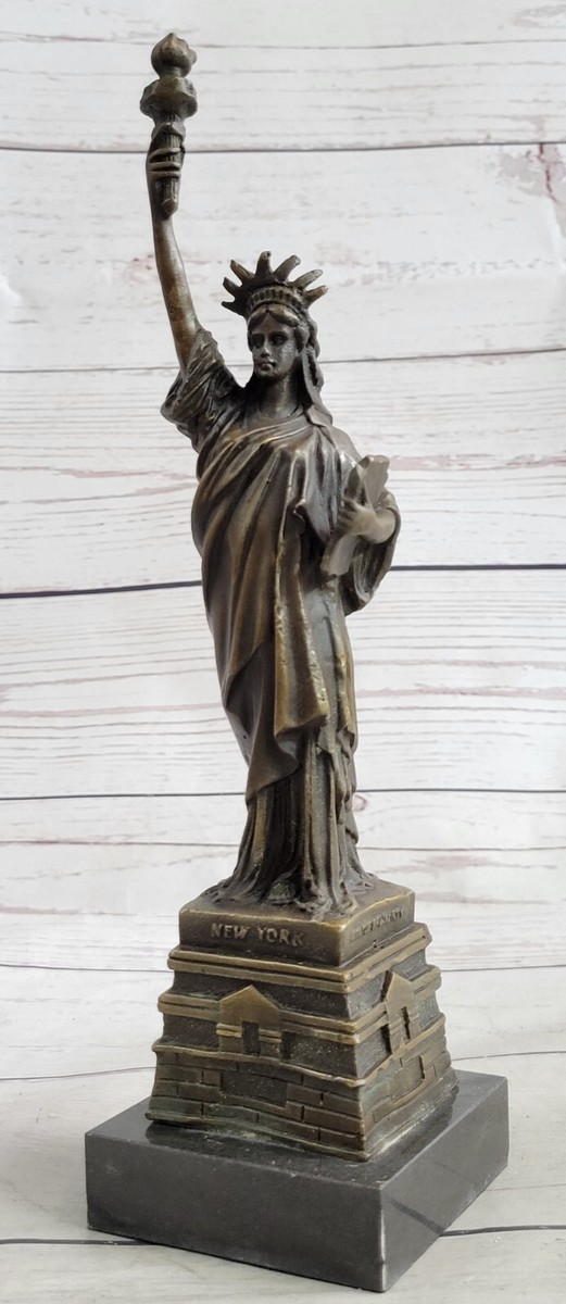 Vintage Souvenir Statue Of Liberty Figurine 100% Real Bronze Metal