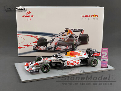 Red Bull F1 RB16B #33 Max Verstappen Turkish 2021 World Champion