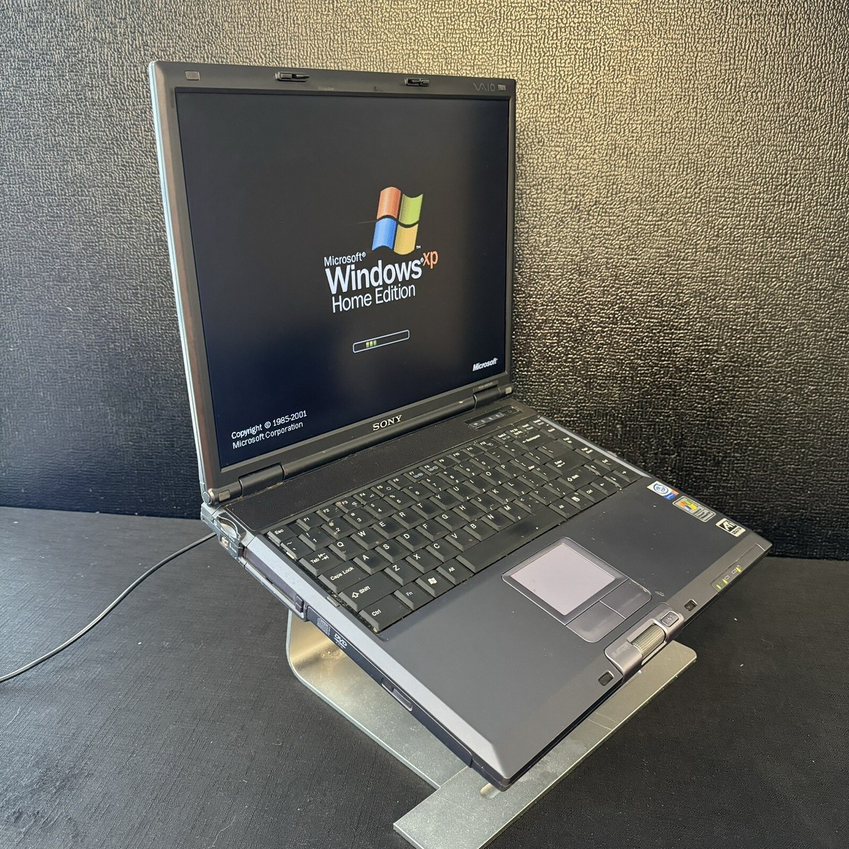 Sony VAIO PCG-GRZ530, Powers Up, Screen Works Pentium 4, WinXP