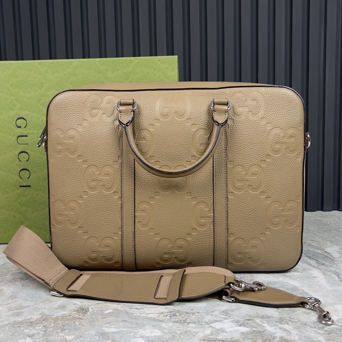 Gucci Jumbo GG Briefcase Business Documets Brown Leather Laptop