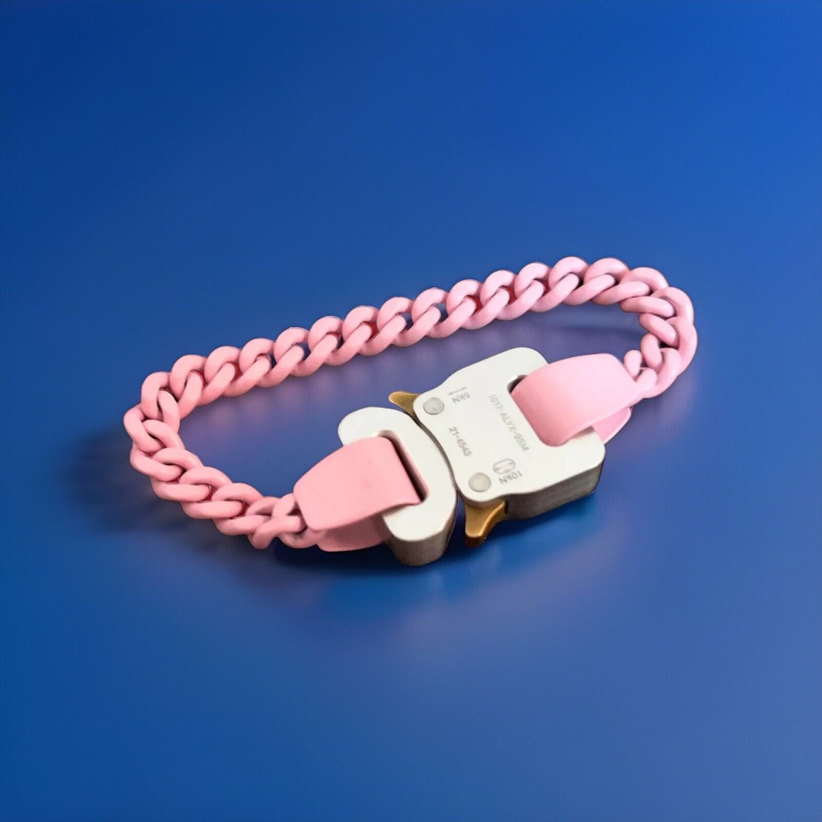 1017 ALYX 9SM Classic Pink Chainlink & Buckle Bracelet Unisex