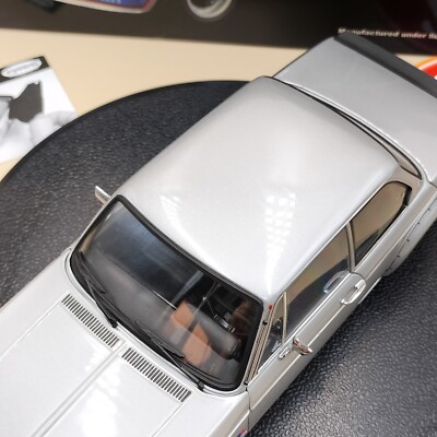 Kyosho 1/18 BMW 2002 turbo 1973 silver Diecast model Japanese