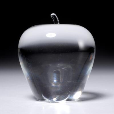 Steuben Art Glass Crystal Signed Apple Paperweight Figurine 4
