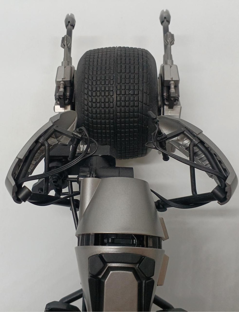 Medicom Toy MAFEX 008 Batman The Dark Knight Rises BATPOD Figure