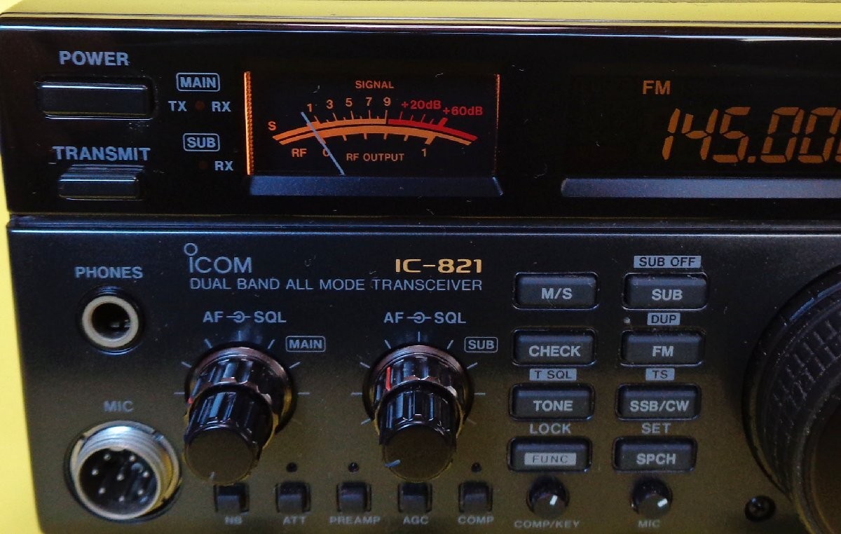 ICOM IC-821 144/430MHz Dual Band All Mode Ham Radio Transceiver