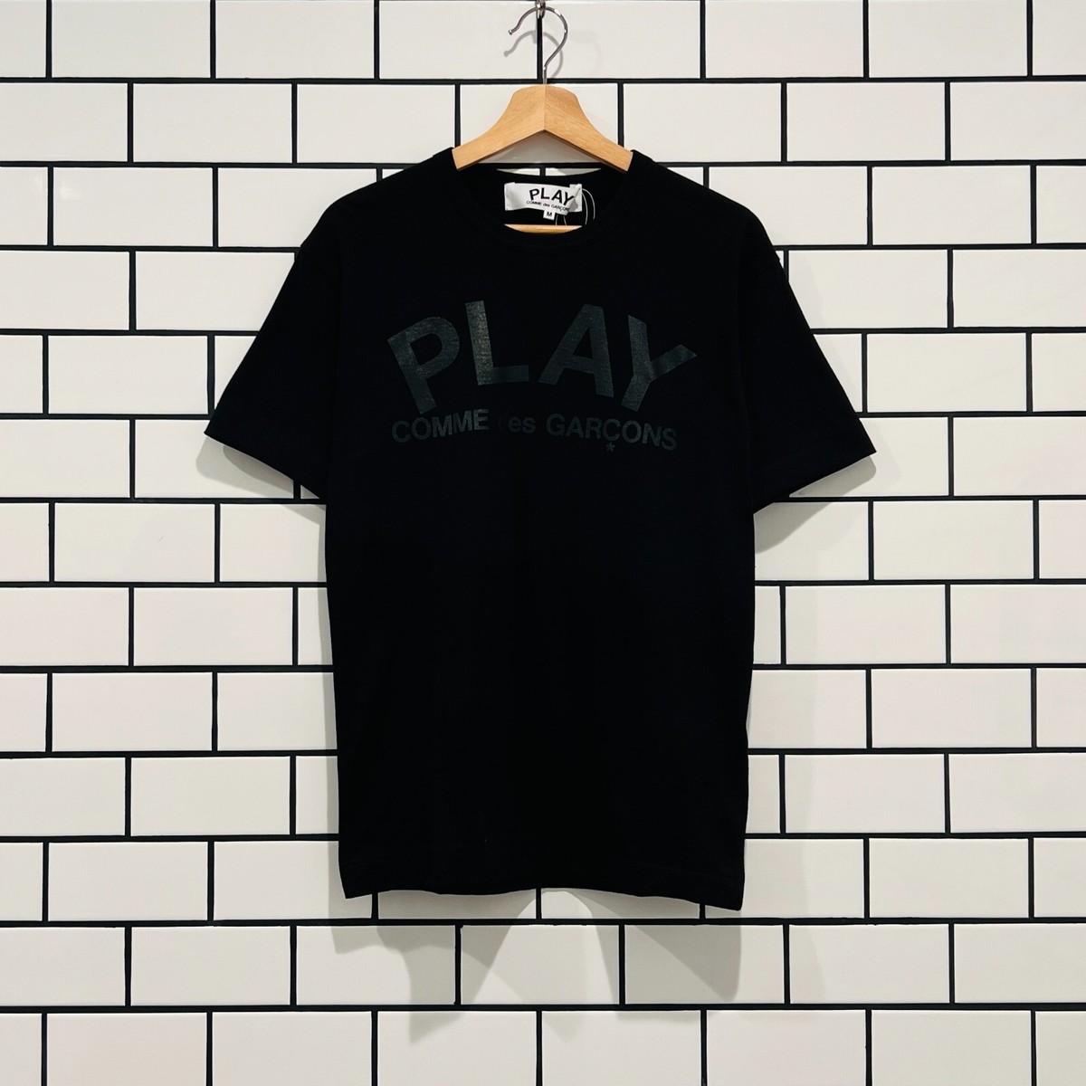COMME DES GARCONS CDG PLAY BLACK TEXT TEE BLACK AZ-T188-051-1 | eBay