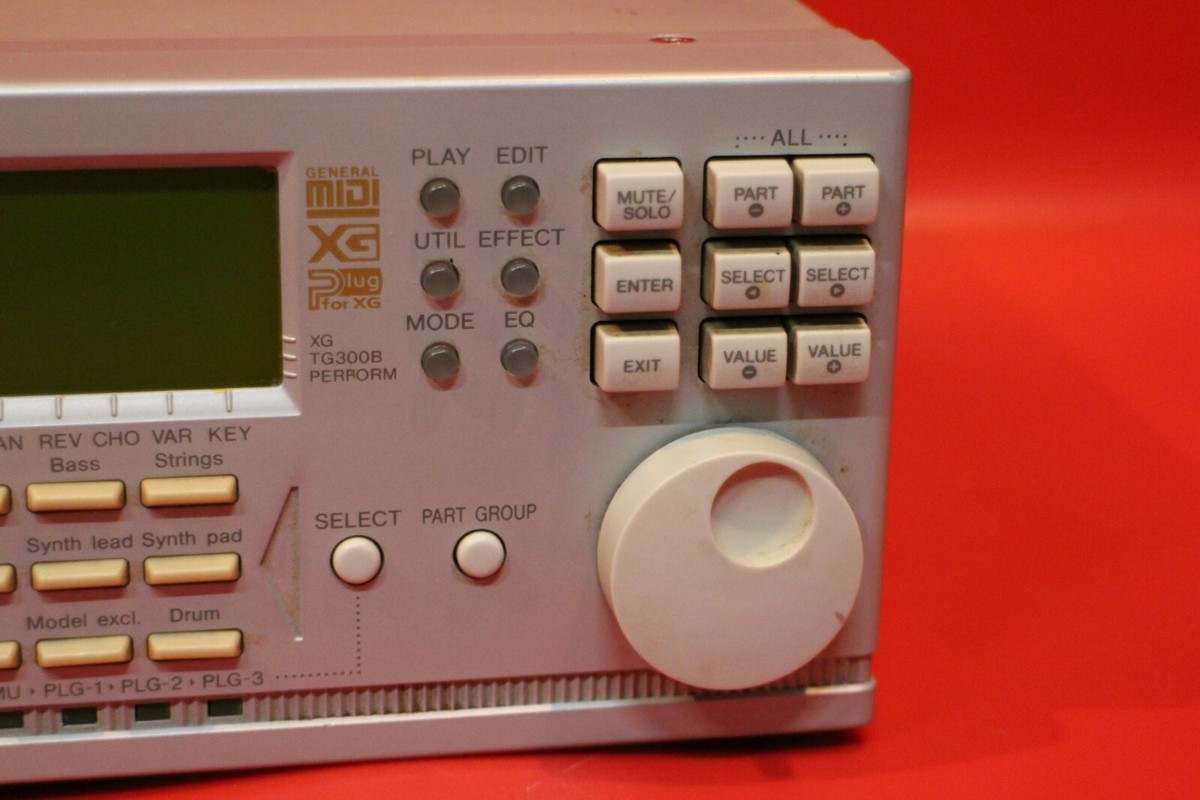 USED YAMAHA MU-128 Sound Module Tone Generator from Japan U2837