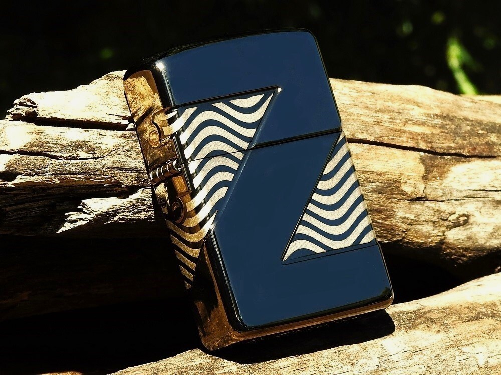 Z2 Vision Zippo Lighter - Collectible of the Year - 2020 COTY