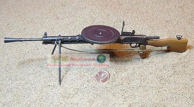 1:6 Scale Figure DRAGON WW2 SOVIET RUSSIAN LIGHT MACHINE GUN 70750