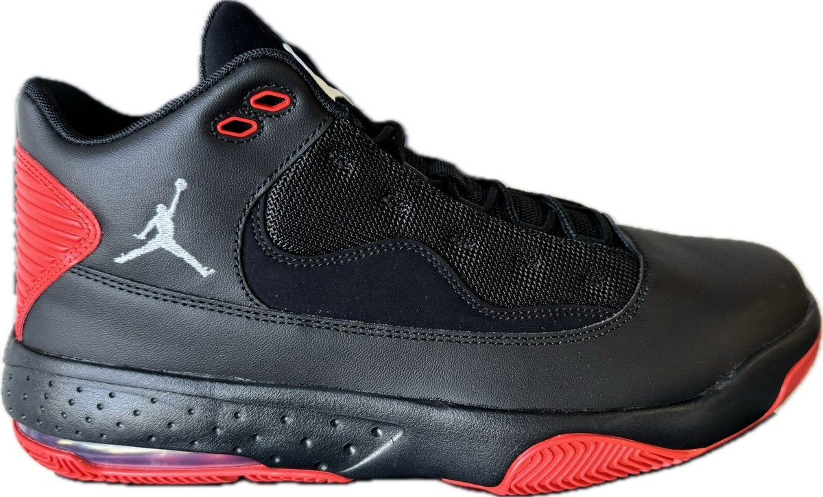 Nike Men's Air Jordan Max Aura 2 Black/Red Basketball Shoes CK6636
