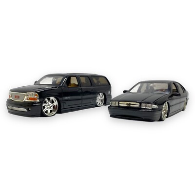 DUB CITY 1/24 - 2002 GMC Yukon Denali XL - JADA TOYS - 1996 Chevy