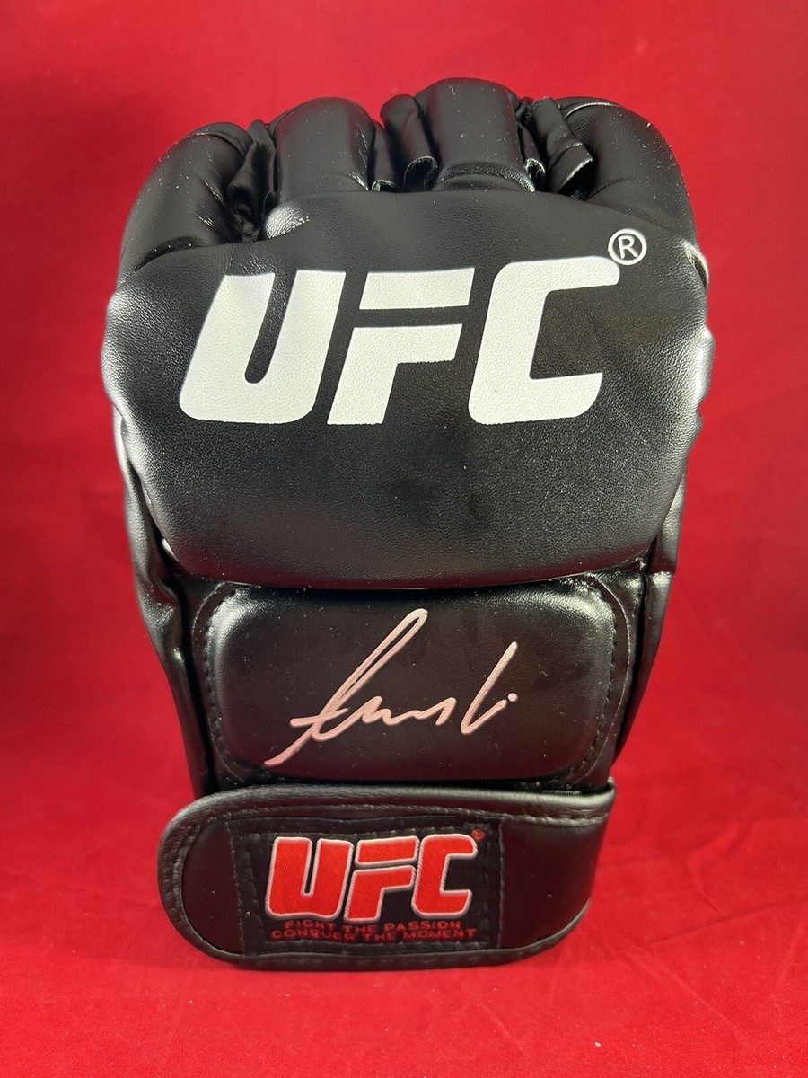 Alexander Volkanovski Signed UFC Glove JSA COA | eBay
