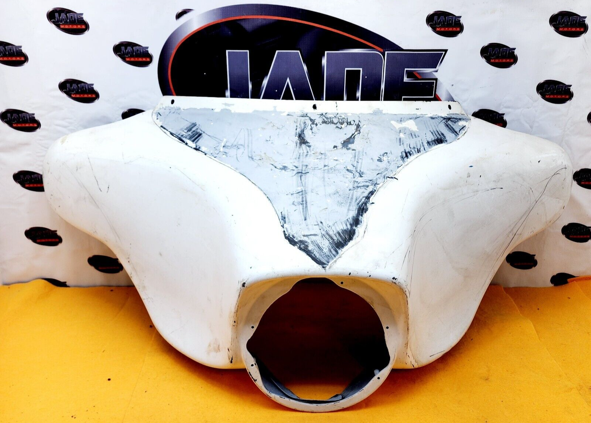 HARLEY DAVIDSON TOURING BAGGER TRIKE OUTER FAIRING BAT WING