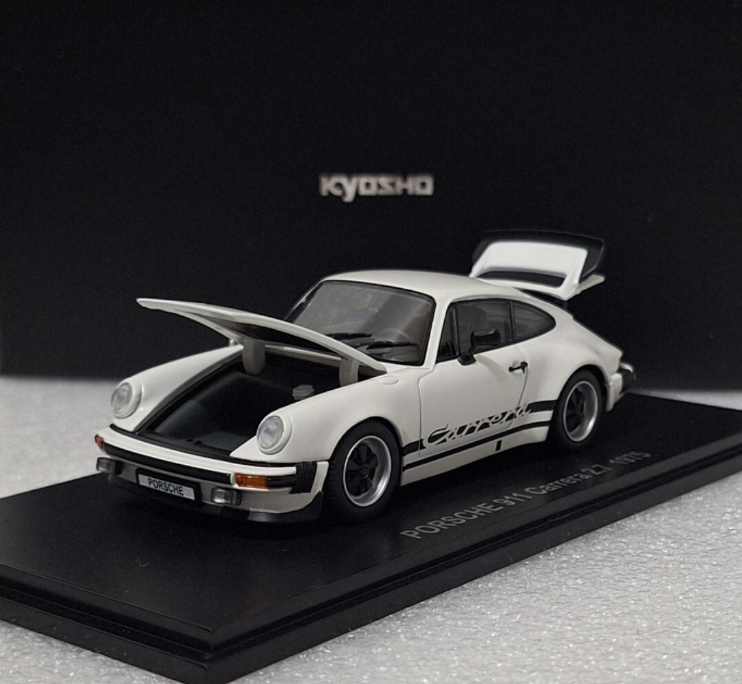 Porsche 911 (901) Carrera 2.7 1975 White 1:43 Kyosho 05521W