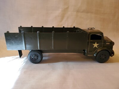 Vintage 1950s Marx Toys US Army Carrier Transport Truck 18