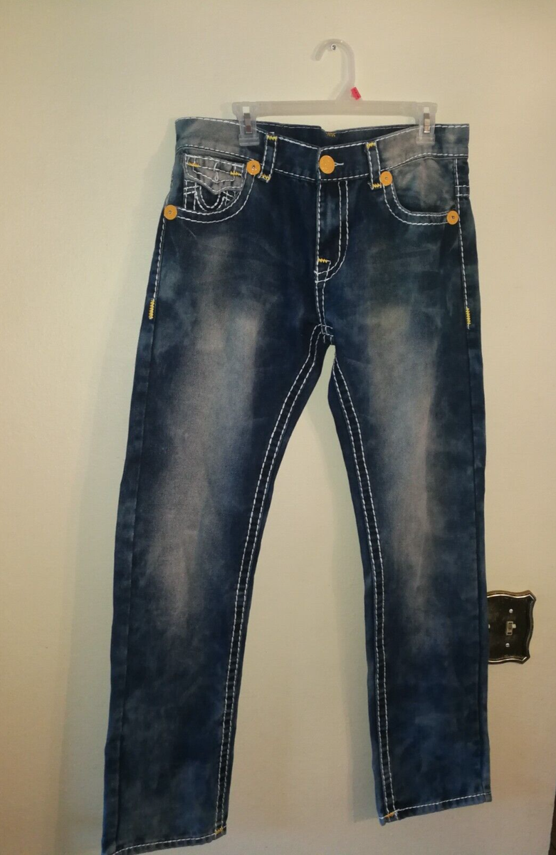 New with tags True Religion Billy Big T 78 Urban Cow 24-5030MBT2