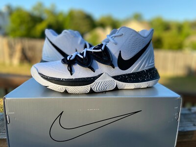 Nike Kyrie 5 TB Team Oreo White Black Basketball Shoes Men's 11