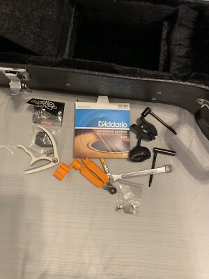 Taylor 210 Guitar (Accessories & Hard Case) | eBay