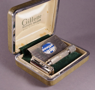 English Gillette Aristocrat NO 66 Safety Razor Orig Box (№#09) | eBay